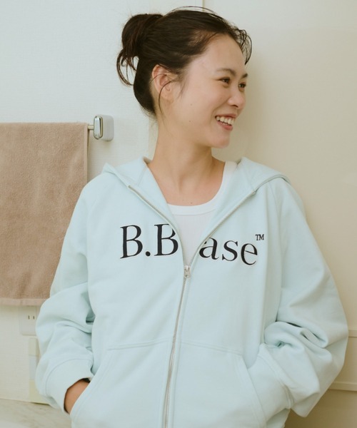 BROKEN BASE(ブロークンベース)の「B.Base Double-Zip Hoodie / B.Baseダブルジップフーディ(パーカー・メンズ・グレー/ネイビー/ブラック/ホワイト/ライトブルー・SMALL/MEDIUM/LARGE)」の1枚目の写真