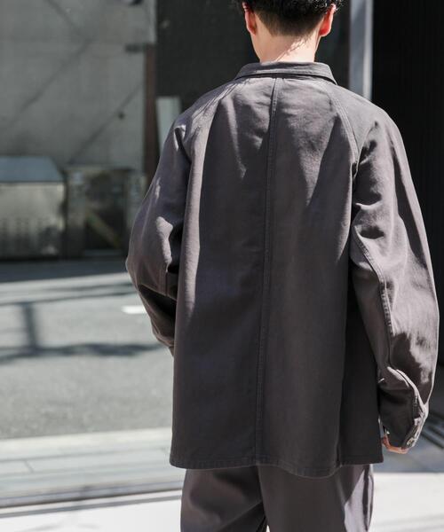 FORK&SPOON（フォークアンドスプーン）の「FORK&SPOON　ガーメントダイツイルカバーオール（カバーオール・メンズ・アイボリー/チャコールグレー・4/5）」の7枚目の写真