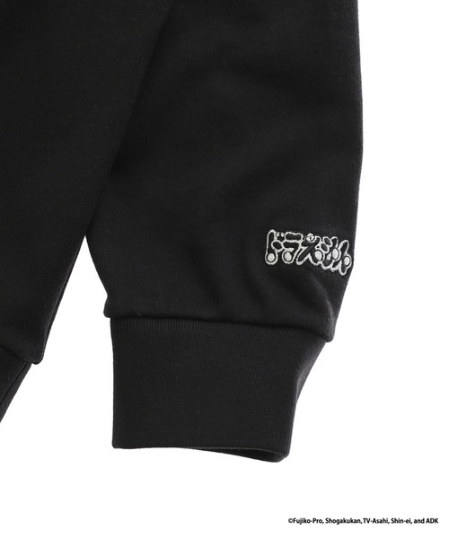 Manhattan Portage(マンハッタンポーテージ)の「Sweat Trainer DORAEMON(スウェット・メンズ・オートミール/ブラック・SMALL/MEDIUM/LARGE/X-LARGE)」の6枚目の写真