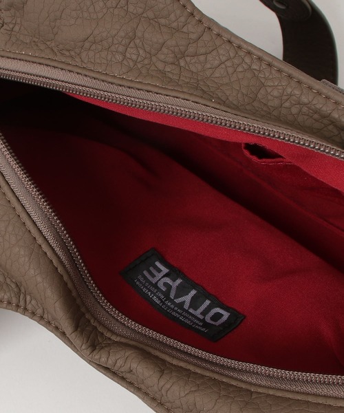 DTYYPE（ドタイプ）の「エンボススタッズバックルポケットバッグ（ショルダーバッグ・レディース・ブラック/グレー/マスタード・FREE）」の20枚目の写真