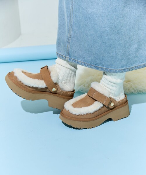FREAK'S STORE（フリークスストア）の「限定展開 UGG/アグ W ESMEE CLOG/エスミ―クロッグ[6～8サイズ展開]（ブーツ・レディース・キャメル・7/8/6）」の3枚目の写真