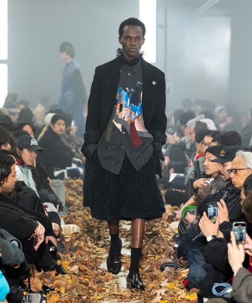 Applique-detail shirt