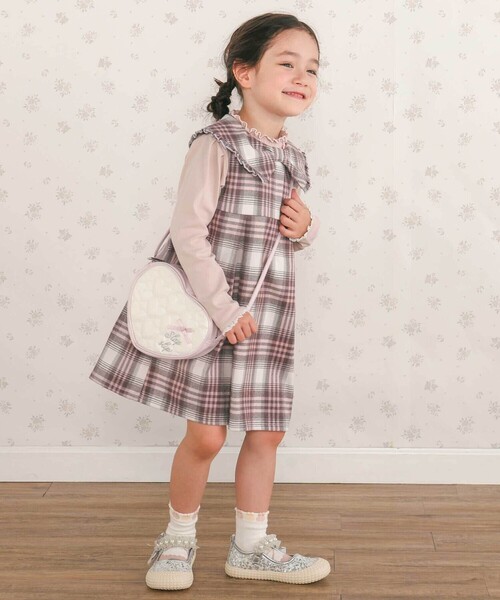 SLAP SLIP（スラップスリップ）の「【お揃い】ビッグリボン襟ジャンパースカート(80~130cm)（ジャンパースカート・キッズ・レッド/ピンク系その他・100cm/80ｃｍ/110cm/90cm/130cm/120cm）」の6枚目の写真