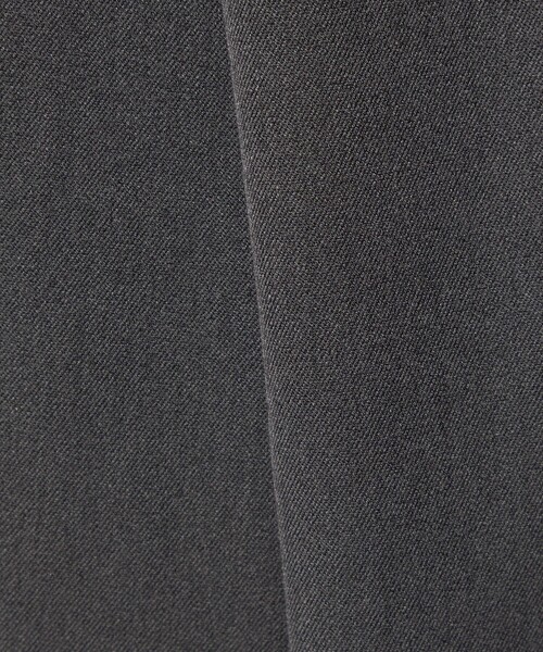 green label relaxing(グリーンレーベルリラクシング)の「ノーカラージャケット + タックパンツ セット / キッズ 110cm-130cm(スーツセット・キッズ・グレー/ダークグレー・130cm/120cm/110cm)」の4枚目の写真