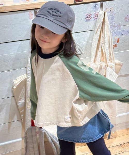 aimoha（アイモハ）の「【aimoha-KIDS-】バイカラー ラグランロンT（Tシャツ/カットソー・キッズ・ブルー/チョコ/グリーン・90/100/110/120/130）」の10枚目の写真