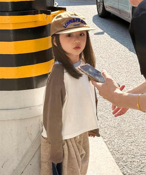 aimoha（アイモハ）の「【aimoha-KIDS-】バイカラー ラグランロンT（Tシャツ/カットソー・キッズ・ブルー/チョコ/グリーン・90/100/110/120/130）」の16枚目の写真