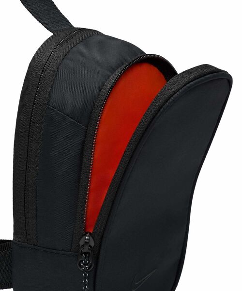 ナイキ スポーツウェア コミュート クロスボディバッグ (1L) / Nike