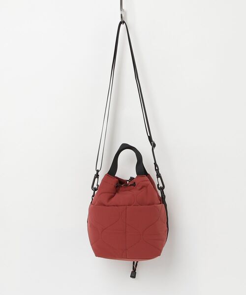 KiU(キウ)の「キウ KiU PADDED POCKETFUL MINI BAG(ショルダーバッグ・レディース・その他・ONE SIZE)」の2枚目の写真