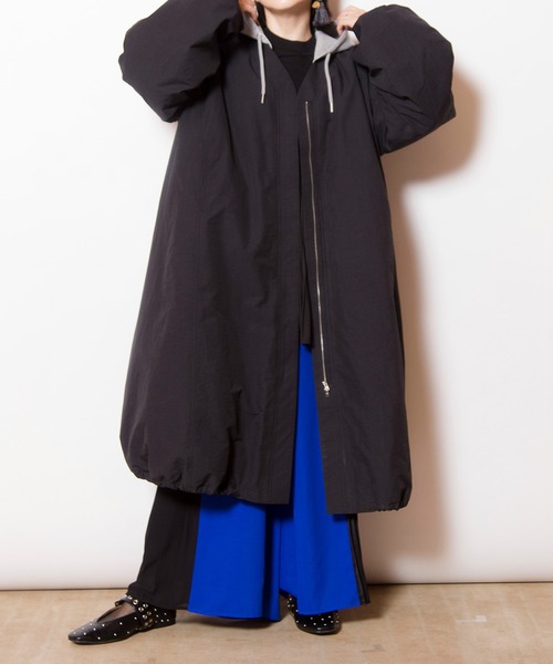 OSMOSIS（オズモーシス）の「フーデッドバルーンコート（その他アウター・レディース・ベージュ/ライトカーキ/ブラック・ONE SIZE）」の9枚目の写真