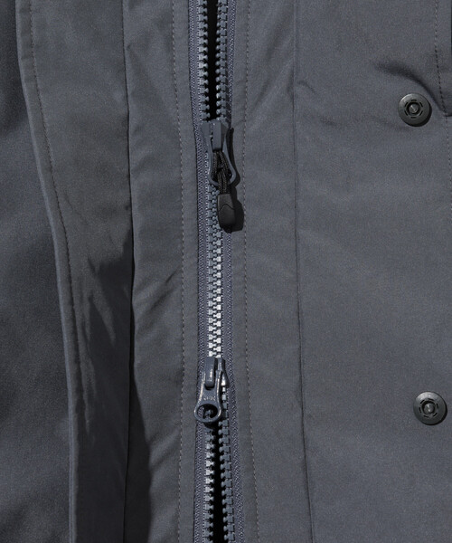 +phenix(プラスフェニックス)の「+phenix/プラスフェニックス 別注 GORE-TEX WINDSTOPPER DOWN JACET LEVEL7/ゴアテックス ウインドストッパー ダウン ジャケット レベル7(ダウンジャケット/コート・メンズ・ブラック/チャコールグレー/セージグリーン・SMALL/MEDIUM/LARGE)」の15枚目の写真