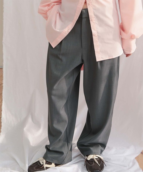 miette(ミエット)の「ローライズスラックスパンツ(その他パンツ・レディース・チャコール/グレイッシュベージュ/ブラック/オフホワイト・M/L/S)」の7枚目の写真