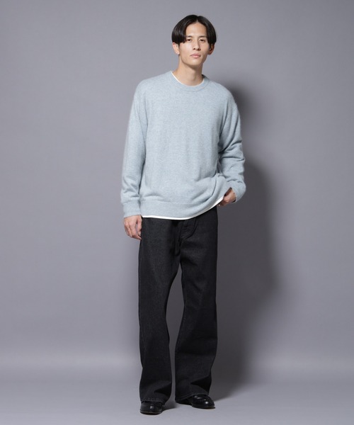 NANO universe（ナノユニバース）の「アンゴラ混ライトクルーネックニット（ニット/セーター・メンズ・ブラック/ライトピンク/サックスブルー/チャコール/モカ・L/M）」の6枚目の写真