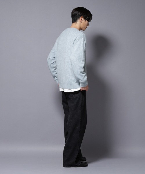 NANO universe（ナノユニバース）の「アンゴラ混ライトクルーネックニット（ニット/セーター・メンズ・ブラック/ライトピンク/サックスブルー/チャコール/モカ・L/M）」の8枚目の写真