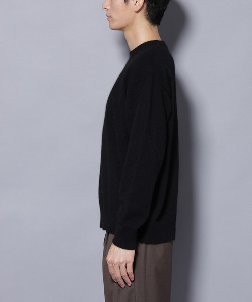 NANO universe（ナノユニバース）の「アンゴラ混ライトクルーネックニット（ニット/セーター・メンズ・ブラック/ライトピンク/サックスブルー/チャコール/モカ・L/M）」の16枚目の写真