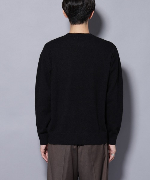 NANO universe（ナノユニバース）の「アンゴラ混ライトクルーネックニット（ニット/セーター・メンズ・ブラック/ライトピンク/サックスブルー/チャコール/モカ・L/M）」の17枚目の写真