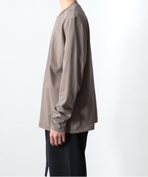 ATTACHMENT（アタッチメント）の「コットン ダブルフェイス スリムフィット L/S TEE / COTTON DOUBLE FACE SLIM FIT L/S TEE（Tシャツ/カットソー・メンズ・ダークベージュ/ダークグレー/ブラウン/ホワイト/ブラック・3/2/1）」の9枚目の写真
