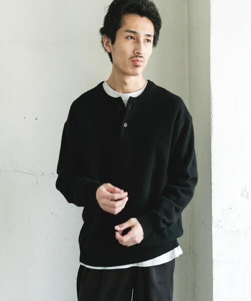 URBAN RESEARCH DOORS(アーバンリサーチドアーズ)の「ハミルトンウールヘンリーネックニット(ニット/セーター・メンズ・ライトグレー/ブラック・LARGE/MEDIUM)」の18枚目の写真