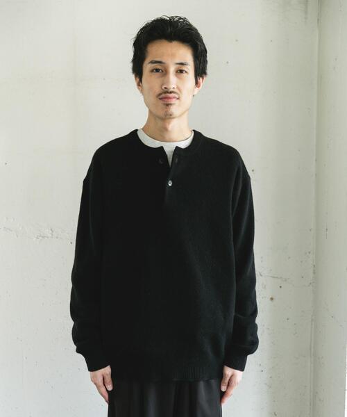 URBAN RESEARCH DOORS(アーバンリサーチドアーズ)の「ハミルトンウールヘンリーネックニット(ニット/セーター・メンズ・ライトグレー/ブラック・LARGE/MEDIUM)」の22枚目の写真
