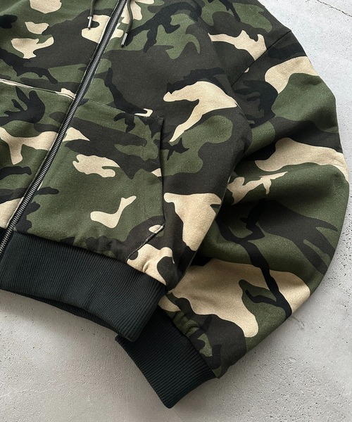 kutir(クティール)の「ASSORTED REVERSIBLE ZIP PARKA BLOUSON/アソートリバーシブルジップパーカーブルゾン(ブルゾン・メンズ・ブラック系/チャコールグレー/カーキ・MEDIUM/LARGE)」の16枚目の写真