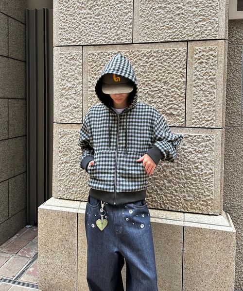kutir(クティール)の「ASSORTED REVERSIBLE ZIP PARKA BLOUSON/アソートリバーシブルジップパーカーブルゾン(ブルゾン・メンズ・ブラック系/チャコールグレー/カーキ・MEDIUM/LARGE)」の13枚目の写真