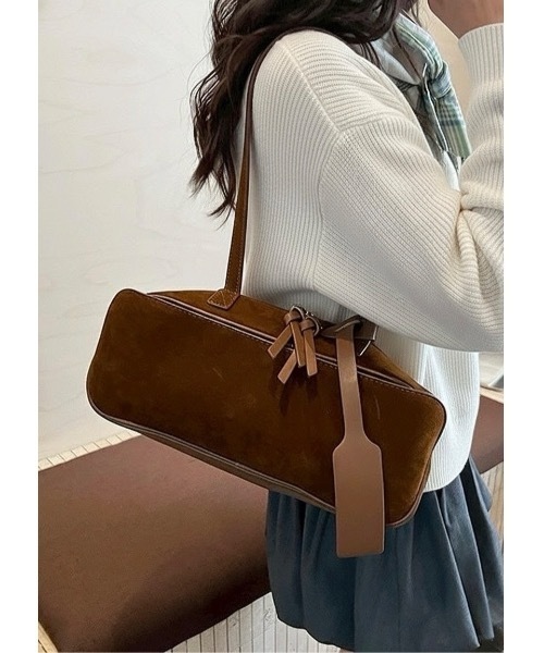 SALTMINT（ソルトミント）の「スエードリボンボウリングバッグ（ショルダーバッグ・レディース・ブラウン/ブラック・FREE）」の4枚目の写真