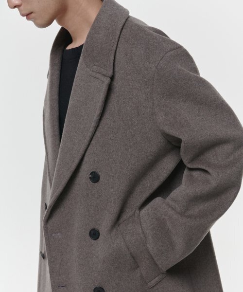 MUSINSA STANDARD（ムシンサスタンダード）の「カシミアブレンド特大ダブルコート[Toff]（チェスターコート・メンズ・その他・MEDIUM/LARGE/X-LARGE/XX-LARGE）」の2枚目の写真