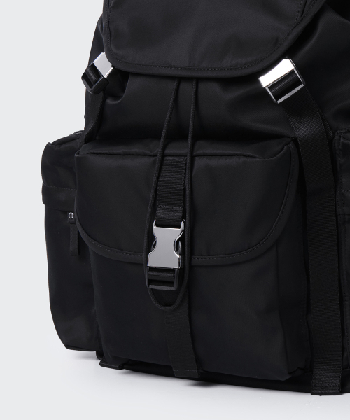 MUSINSA STANDARD（ムシンサスタンダード）の「ナイロンフラップカーゴバックパック[ブラック]（バックパック/リュック・レディース・その他・FREE）」の10枚目の写真