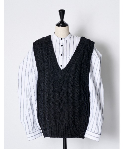 RUMCHE(ラムシェ)の「Shirt Docking Asymmetry Knit / シャツドッキングアシンメトリーニット(ニット/セーター・レディース・ライトグレー/ブラック/オフホワイト・FREE)」の9枚目の写真