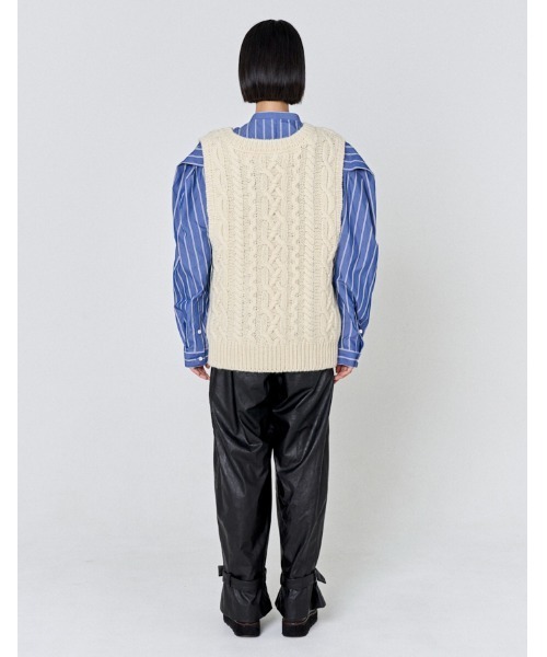 RUMCHE(ラムシェ)の「Shirt Docking Asymmetry Knit / シャツドッキングアシンメトリーニット(ニット/セーター・レディース・ライトグレー/ブラック/オフホワイト・FREE)」の22枚目の写真