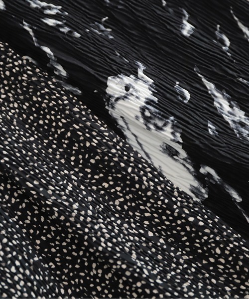 NOMBRE IMPAIR(ノンブルアンペール)の「モノトーンプリーツ イージースカート(スカート・レディース・ブラック系その他/ブラック・FREE)」の13枚目の写真