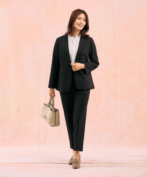 GLOBAL WORK（グローバルワーク）の「ウツクシルエットテーパードパンツ/581006（スラックス・レディース・チャコール/モカ/ネイビー/ブラック/ライトベージュ/サックスブルー・X-SMALL/SMALL/MEDIUM/LARGE/X-LARGE/XX-LARGE/S-Long/M-Long/L-Long/XL-Long）」の9枚目の写真