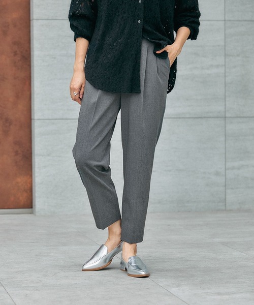 GLOBAL WORK（グローバルワーク）の「ウツクシルエットテーパードパンツ/581006（スラックス・レディース・チャコール/モカ/ネイビー/ブラック/ライトベージュ/サックスブルー・X-SMALL/SMALL/MEDIUM/LARGE/X-LARGE/XX-LARGE/S-Long/M-Long/L-Long/XL-Long）」の22枚目の写真