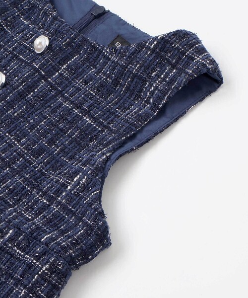 BeBe（ベベ）の「【お揃い】エタンセルラメツイードプリーツジャンパースカート（ワンピース・キッズ・ブルー系その他2/レッド系その他・100cm/140cm/150cm/120cm/130cm/110cm）」の13枚目の写真