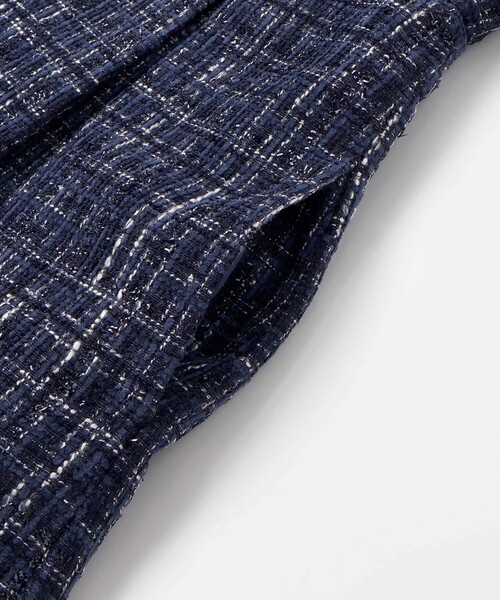 BeBe（ベベ）の「【お揃い】エタンセルラメツイードプリーツジャンパースカート（ワンピース・キッズ・ブルー系その他2/レッド系その他・100cm/140cm/150cm/120cm/130cm/110cm）」の14枚目の写真