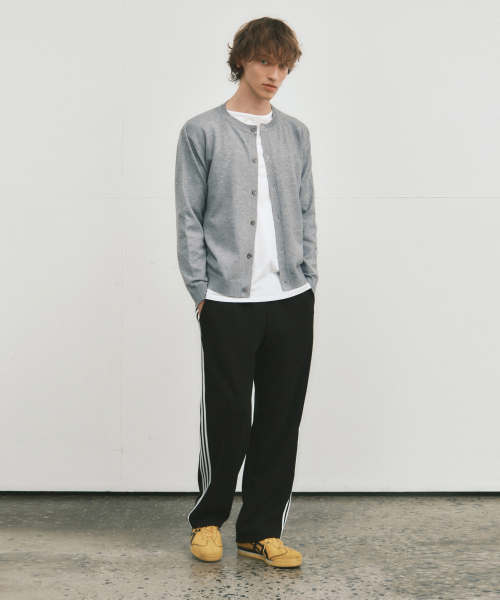 WEDNESDAY OASIS（ウェンズデーオアシス）の「ニュートロライントラックパンツ_BLACK(W25-PT25)（スウェットパンツ・メンズ・ブラック・MEDIUM/LARGE）」の2枚目の写真