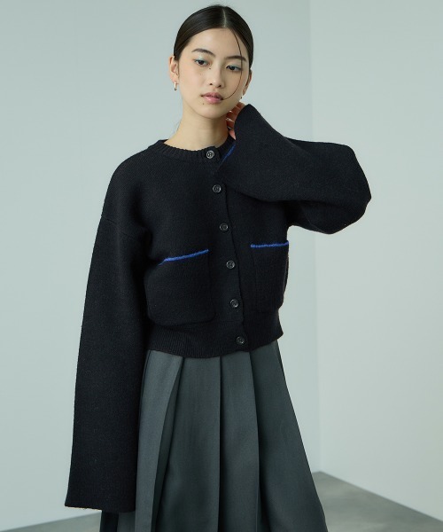 VICKY（ビッキー）の「アルパカタッチダブルフェイスニットカーディガン≪手洗い可能≫（カーディガン/ボレロ・レディース・ブラック/ダークグレー・M）」の5枚目の写真