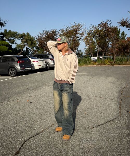 ANOLORCODE(アノローコード)の「リザードデニムパンツ(グリーンブルー)(デニムパンツ・レディース・その他・SMALL/MEDIUM/LARGE)」の2枚目の写真