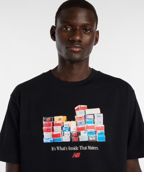 NEW BALANCE(ニューバランス)の「ボックスTシャツ(Tシャツ/カットソー・メンズ・サンドグレー/ブラック/サックスブルー・SMALL/MEDIUM/LARGE/X-LARGE/XX-LARGE)」の7枚目の写真