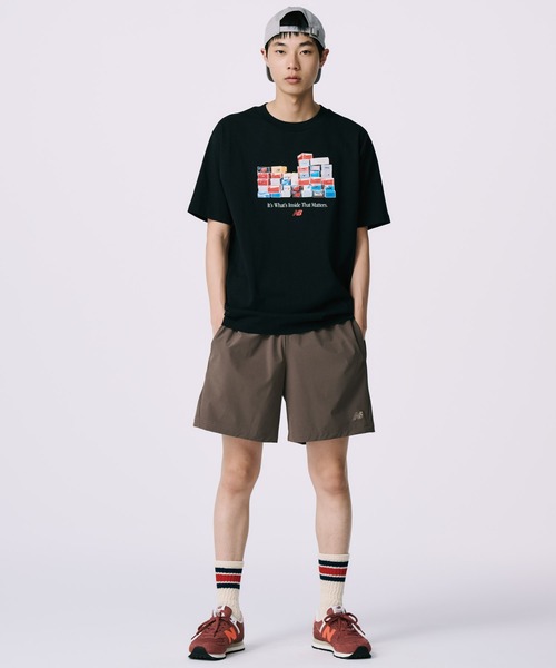 NEW BALANCE(ニューバランス)の「ボックスTシャツ(Tシャツ/カットソー・メンズ・サンドグレー/ブラック/サックスブルー・SMALL/MEDIUM/LARGE/X-LARGE/XX-LARGE)」の20枚目の写真