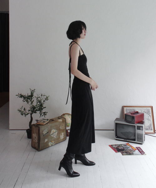 RUBATI（ルバティ）の「シャーリングストラップチューブトップドレス_ブラック（ワンピース・レディース・その他・size2/size1）」の4枚目の写真