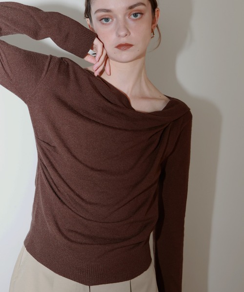Mili affinity（ミリアフィニティー）の「ドレープオフショルニットトップス（ニット/セーター・レディース・ブラック/アイボリー/ブラウン/杢グレー・FREE）」の15枚目の写真