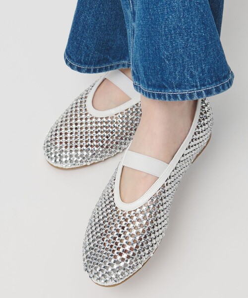 UNITED ARROWS（ユナイテッドアローズ）の「メッシュ ビジュー フラットシューズ（その他シューズ・レディース・ホワイト/ブラック・36h/37/35/35h/36/37h/38）」の3枚目の写真