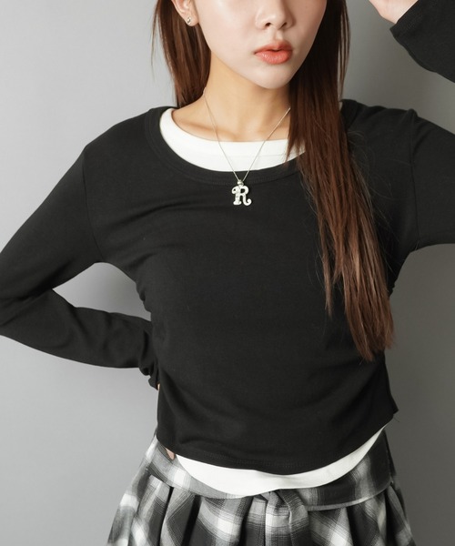 SPINNS（スピンズ）の「着回し神レイヤード風デザイントップス（Tシャツ/カットソー・レディース・グレー/オフホワイト/ブラック/チャコール/ネイビー/ブラウン/レッド・ONESIZE）」の13枚目の写真