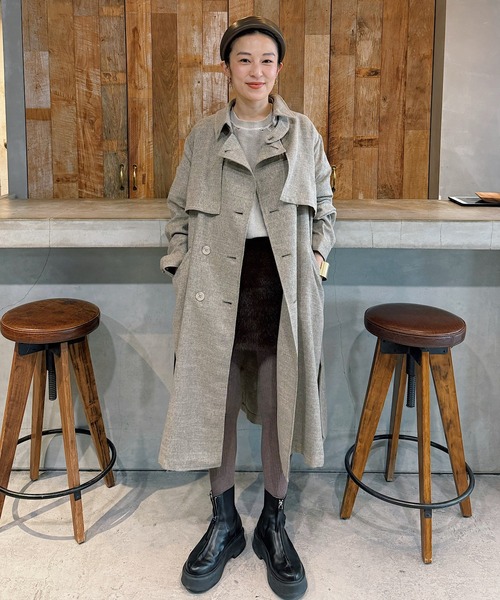 room153（ルームイチゴサン）の「ケープカラートレンチコート（トレンチコート・レディース・ベージュ/グレイッシュベージュ・FREE）」の2枚目の写真