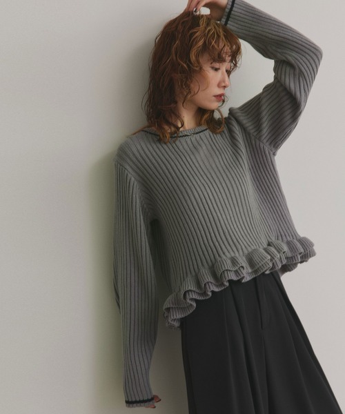 ad thie（アドティエ）の「フリルヘム ニットトップス（ニット/セーター・レディース・レッド/グレー/アイボリー・FREE）」の10枚目の写真