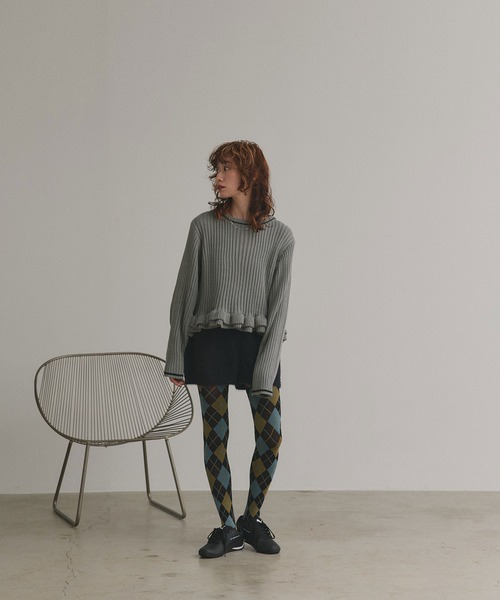 ad thie（アドティエ）の「フリルヘム ニットトップス（ニット/セーター・レディース・レッド/グレー/アイボリー・FREE）」の11枚目の写真