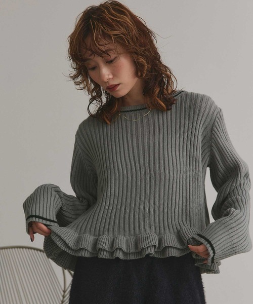 ad thie（アドティエ）の「フリルヘム ニットトップス（ニット/セーター・レディース・レッド/グレー/アイボリー・FREE）」の15枚目の写真