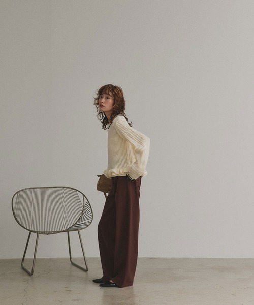 ad thie（アドティエ）の「フリルヘム ニットトップス（ニット/セーター・レディース・レッド/グレー/アイボリー・FREE）」の17枚目の写真