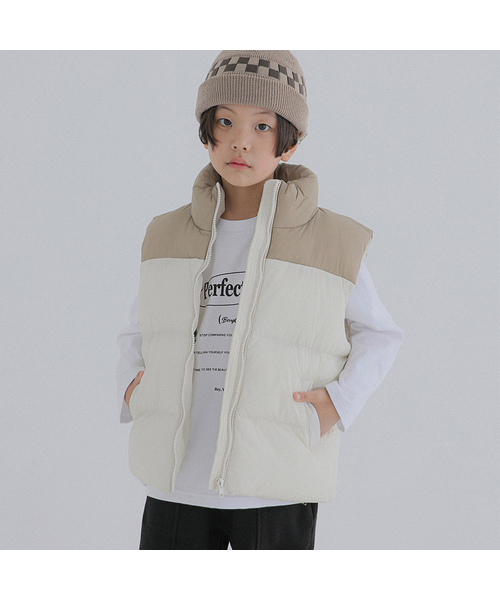 BERRYCLOSET(ベリークローゼット)の「コンビブロックパディングベスト(ブルゾン・レディース・ベージュ/ピンク/グリーン・11号/5号/09号/13号/17号/19号/15号/7号)」の1枚目の写真