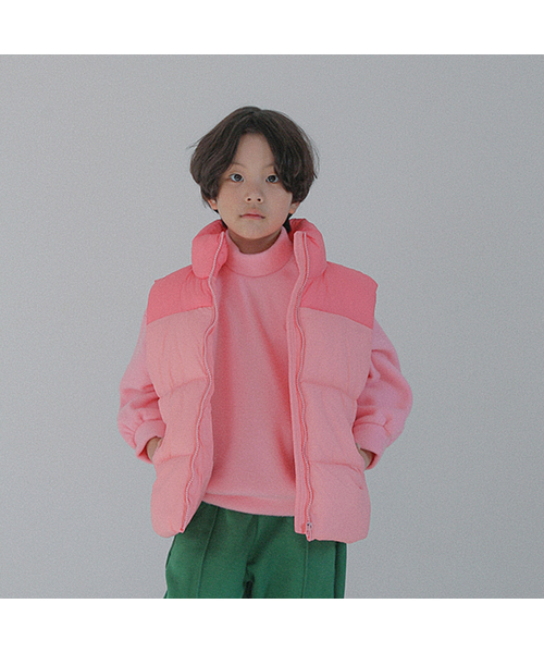 BERRYCLOSET(ベリークローゼット)の「コンビブロックパディングベスト(ブルゾン・レディース・ベージュ/ピンク/グリーン・11号/5号/09号/13号/17号/19号/15号/7号)」の3枚目の写真